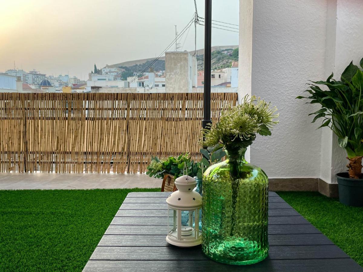 La Terraza. Vistas Al Castillo A 1 Min. De La Playa Alicante Buitenkant foto
